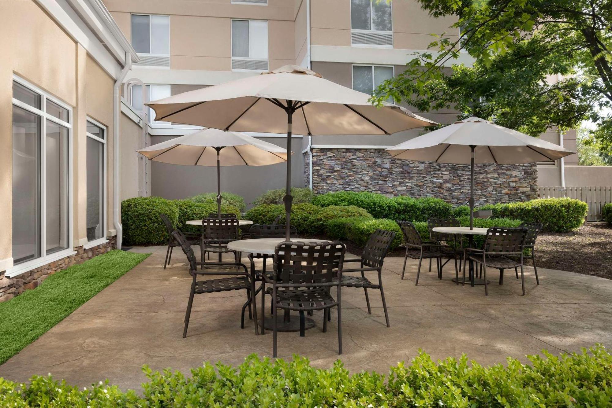 Hilton Garden Inn Raleigh Capital Blvd I-540 Zewnętrze zdjęcie