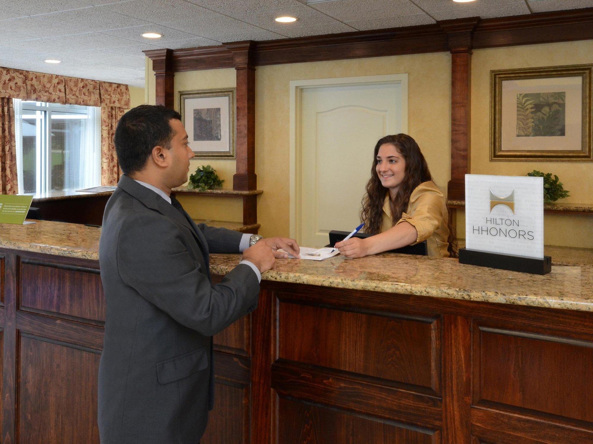 Hilton Garden Inn Raleigh Capital Blvd I-540 Zewnętrze zdjęcie