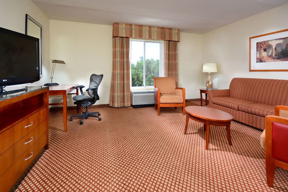 Hilton Garden Inn Raleigh Capital Blvd I-540 Zewnętrze zdjęcie